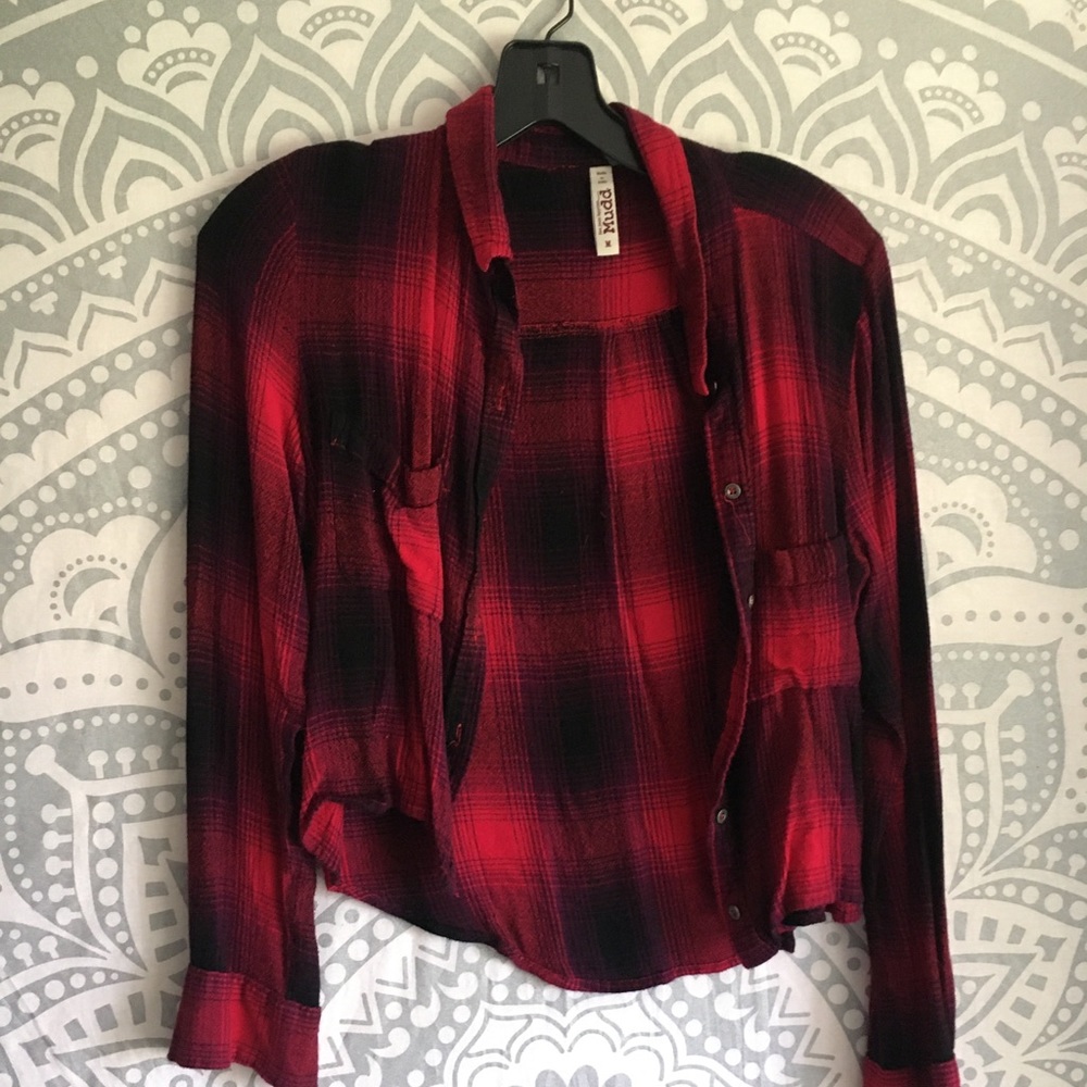Mudd Cropped Button Up Flannel